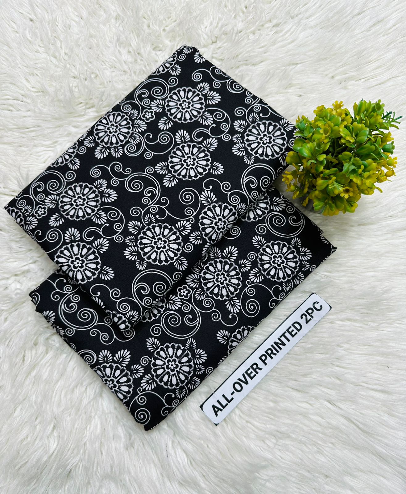 🌸 LAWN FLORAL PRINTS – 2 PCS UNSTITCHED COLLECTION 🌸 LW-030