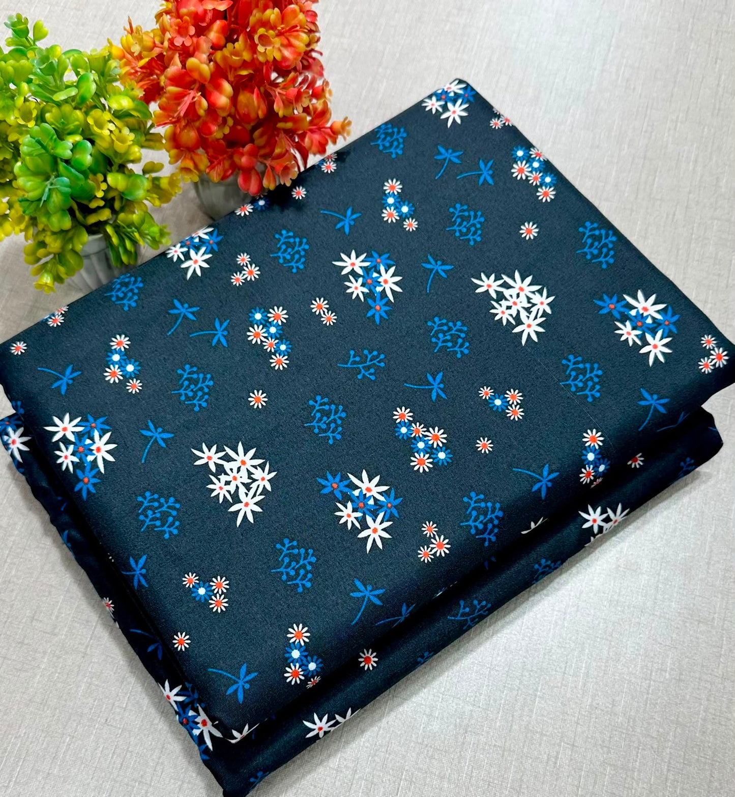 ๐ธ LAWN FLORAL PRINTS โ 2 PCS UNSTITCHED COLLECTION ๐ธ LW-304