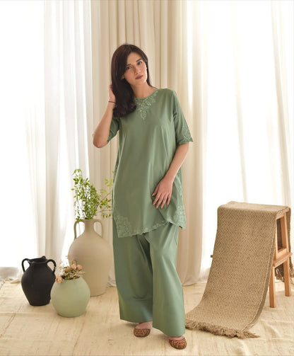 Pret Collection - NAQQAASHI - Luxury Lawn - LW-105