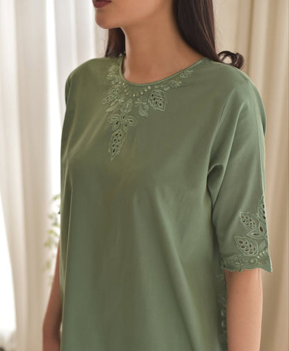 Pret Collection - NAQQAASHI - Luxury Lawn - LW-105