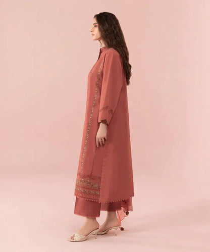Pret Collection - NAQQAASHI - Luxury Lawn - LW-104