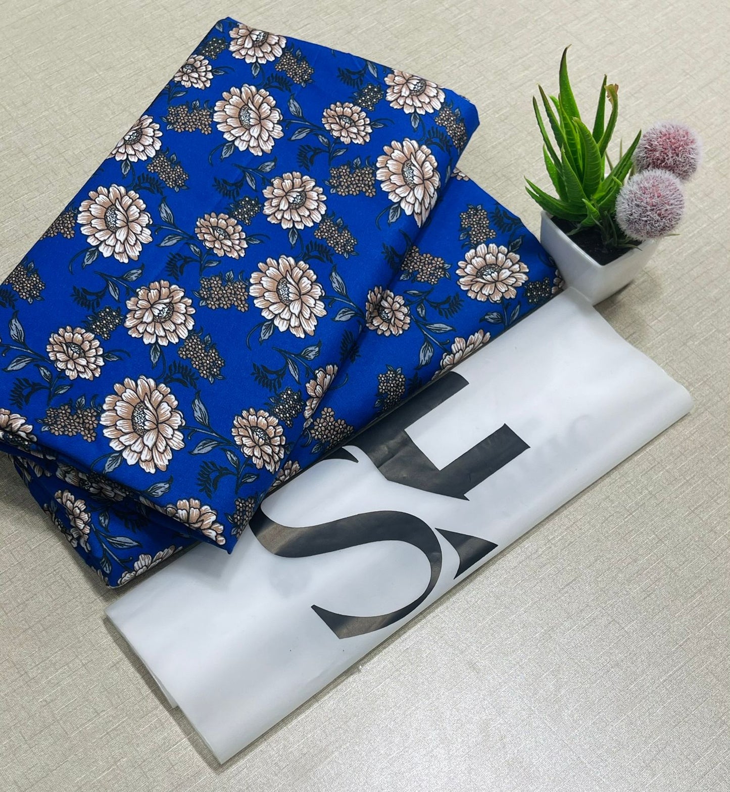 🌸 LAWN FLORAL PRINTS – 2 PCS UNSTITCHED COLLECTION 🌸 LW-127