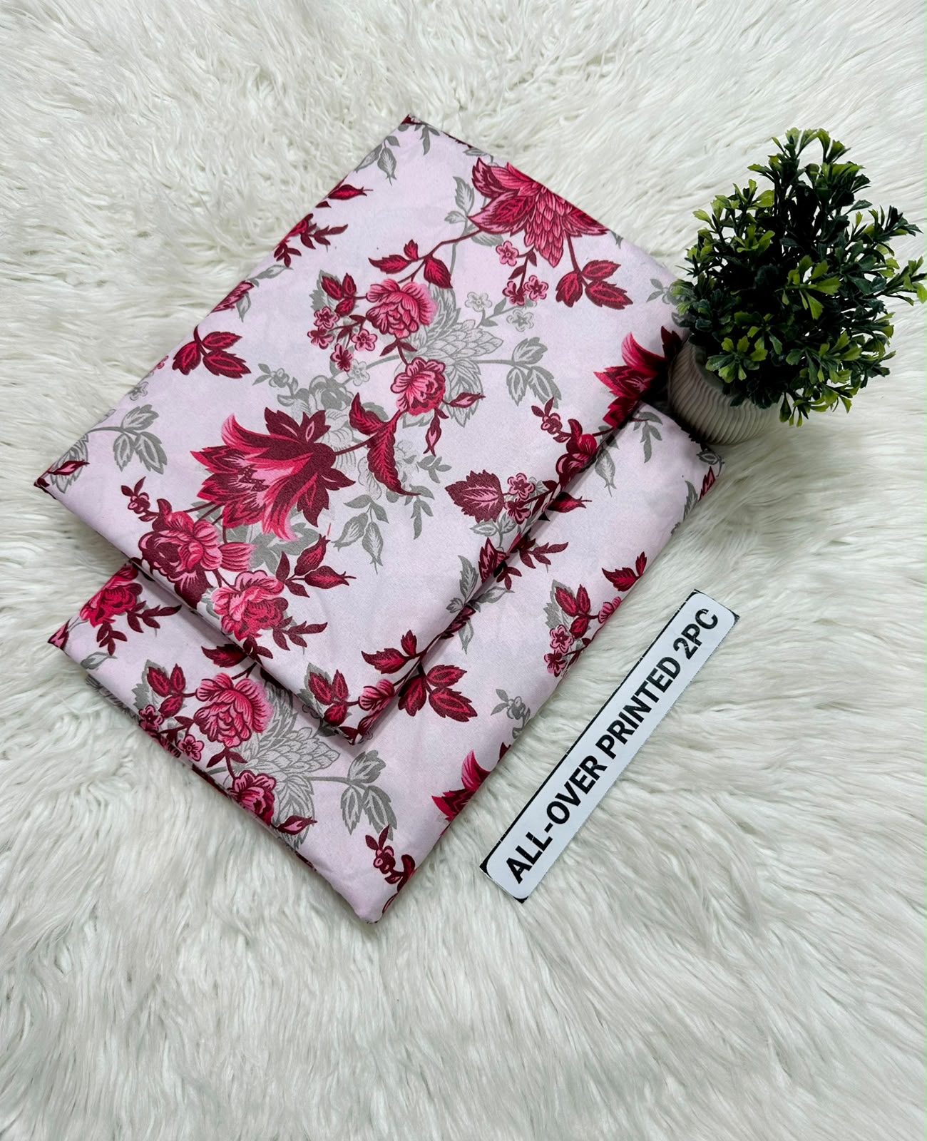 🌸 LAWN FLORAL PRINTS – 2 PCS UNSTITCHED COLLECTION 🌸 LW-258
